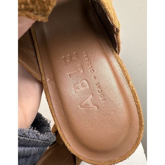 Brown Suede Ankle Wrap Tie Platform Wedges Heel Womens Sz 9M Soft Leather Brazil - Picture 10 of 16